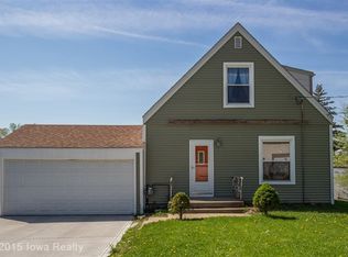 830 Maxwelton Dr, Des Moines, IA 50315