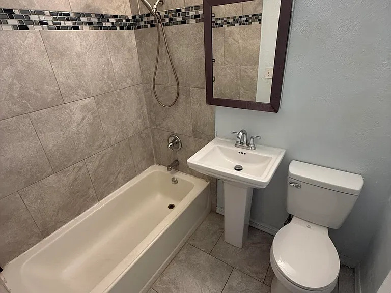 430 Dorothy Ave — Photo 7
