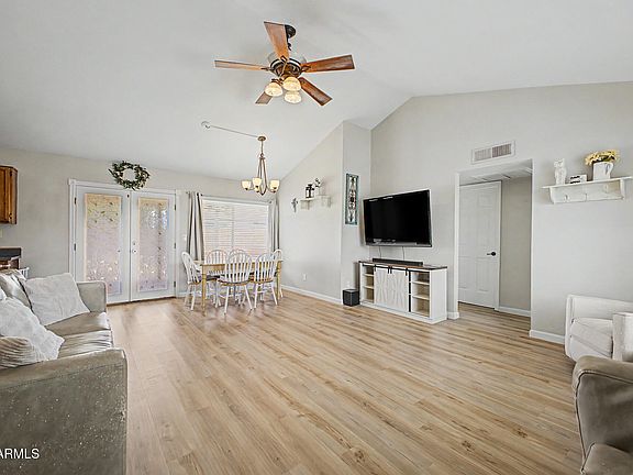 4th image of 1118 E UTOPIA Road