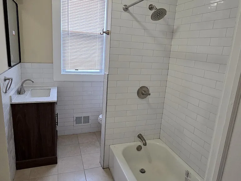 389 New York Ave #1 — Photo 6