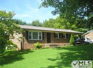 123 Spruce Ln, Sparta, TN 38583