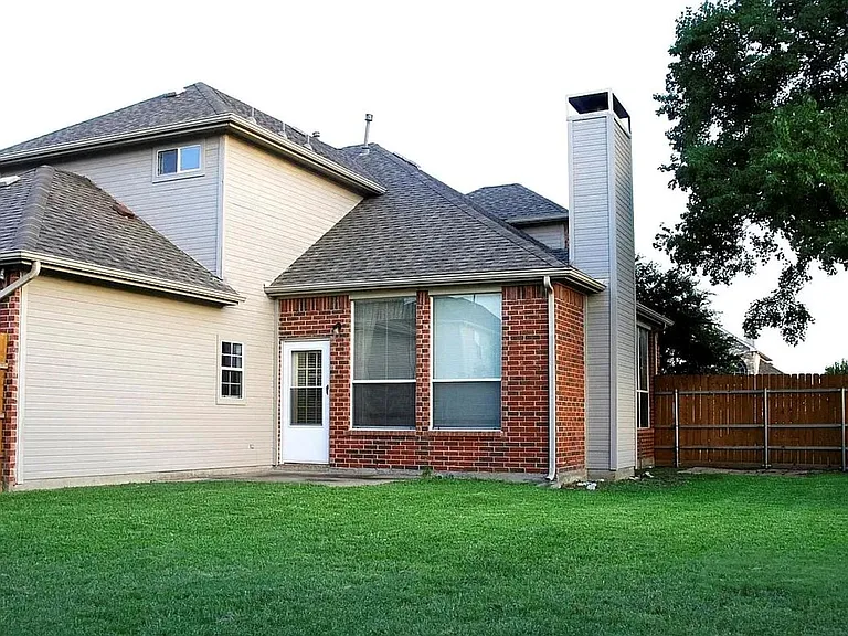 3917 Rushden Ct — Photo 8