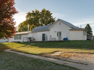 202 3rd St, Fountain, MN 55935