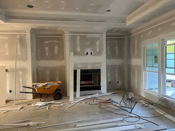 5th image of 195 Churchview Dr
