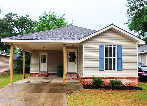 209 Mitchell St Photo 1