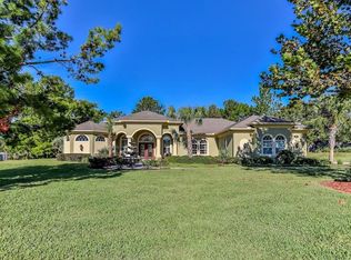 10103 Breezy Pines Ct, Weeki Wachee, FL 34613