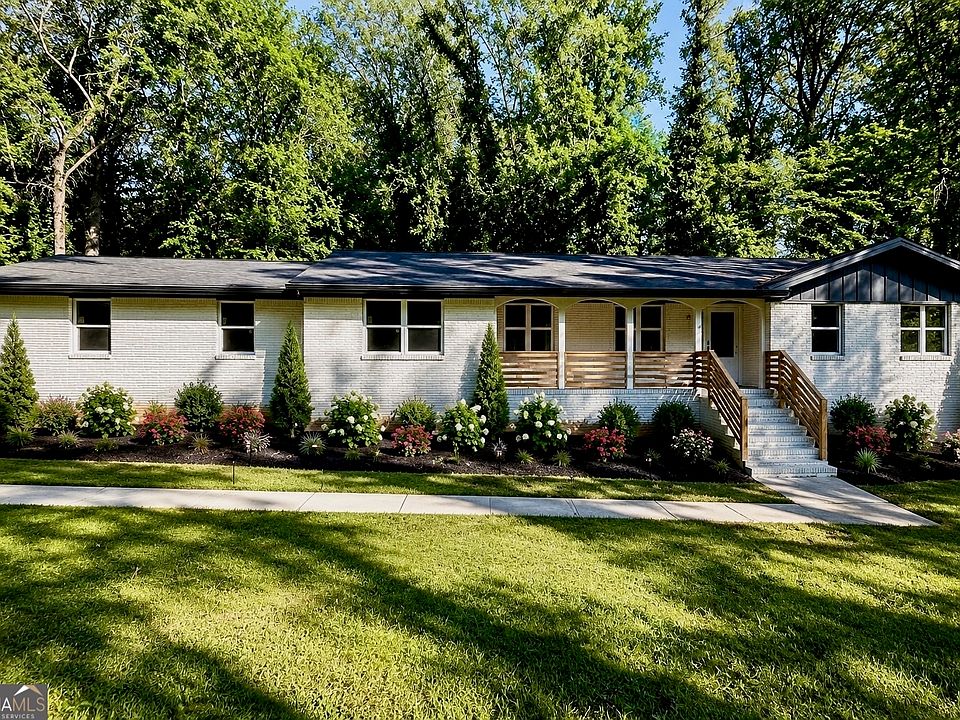 1st image of 1110 Oriole Dr SW