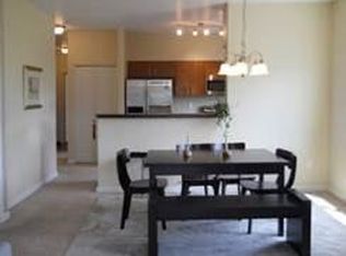 620 NW Lost Springs Ter UNIT 401, Portland, OR 97229