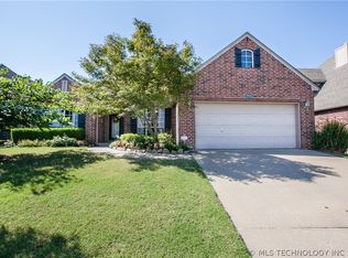 9008 E 77th Pl, Tulsa, OK 74133