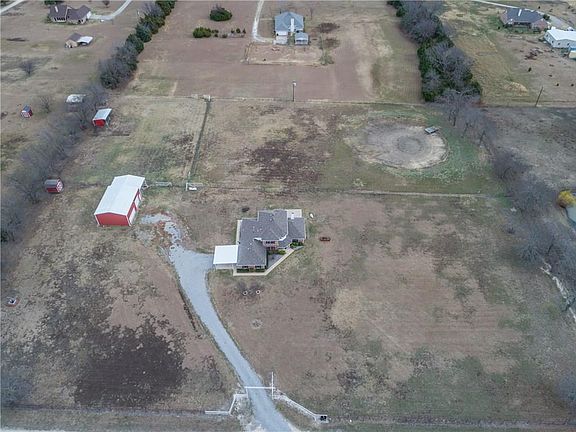 3rd image of 595 County Road 4445
