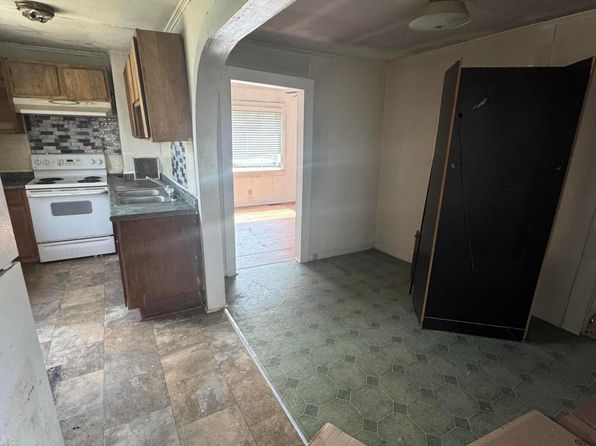 304 W Franklin St, Warrenton, NC 27589