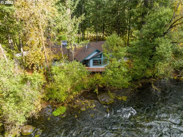 56324 McKenzie Hwy, Blue River, OR 97413