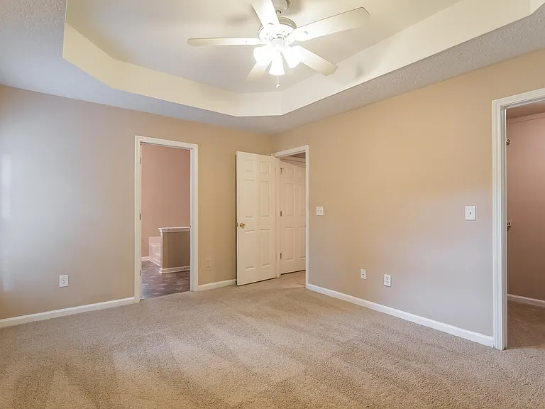 36 Stonehaven Dr — Photo 11
