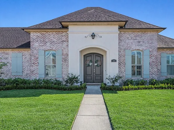 406 Country Cottage Blvd, Montz, LA 70068