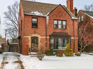 2482 Saybrook Rd, University Heights, OH 44118