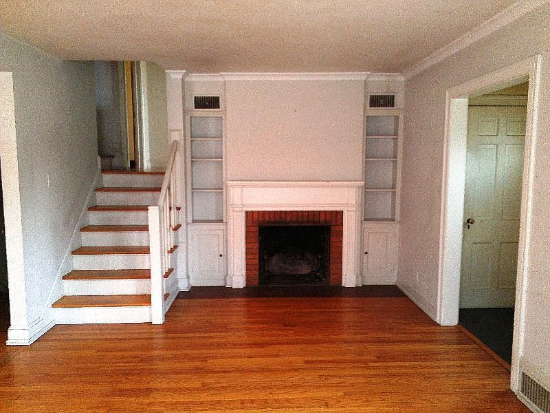 2nd image of 811 Lundvall Ave