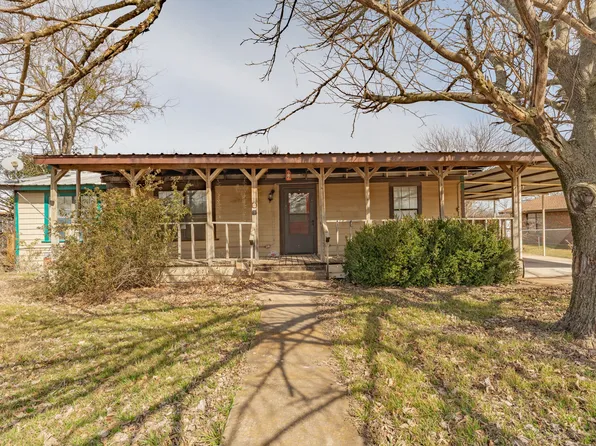 1635 College Farm Rd, Stephenville, TX 76401