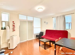 113 Vaughan Rd #3, Toronto, ON M6C 2L9