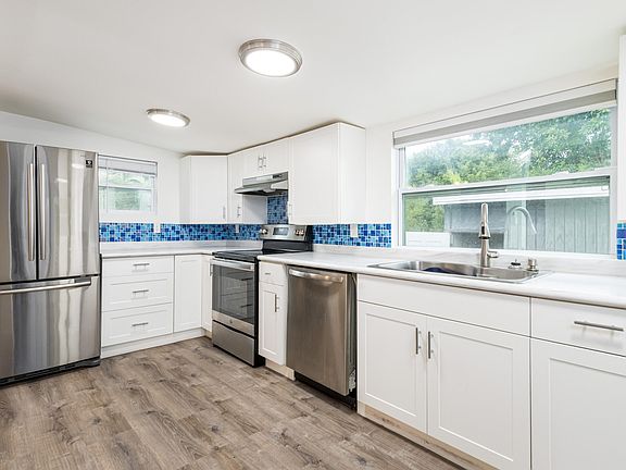 4th image of 30023 Pine Channel Rd