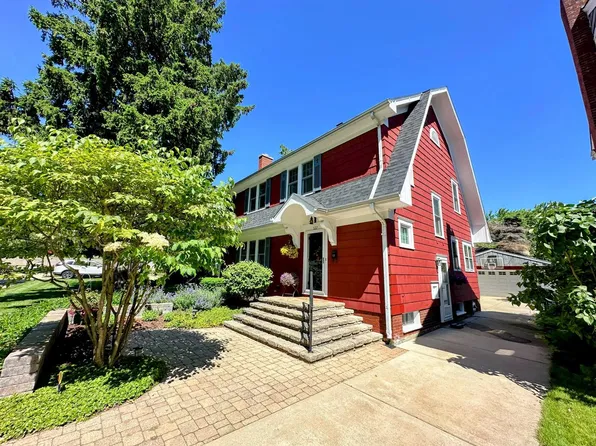 522 69th STREET, Kenosha, WI 53143