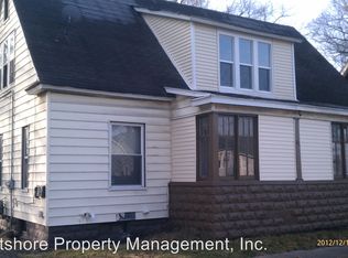 121 E Holbrook Ave, Muskegon, MI