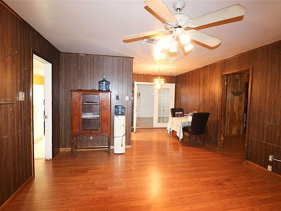 2nd image of 3005 General Pershing Dr