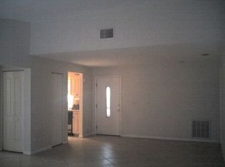 823 16th Ln, Palm Harbor, FL 34683