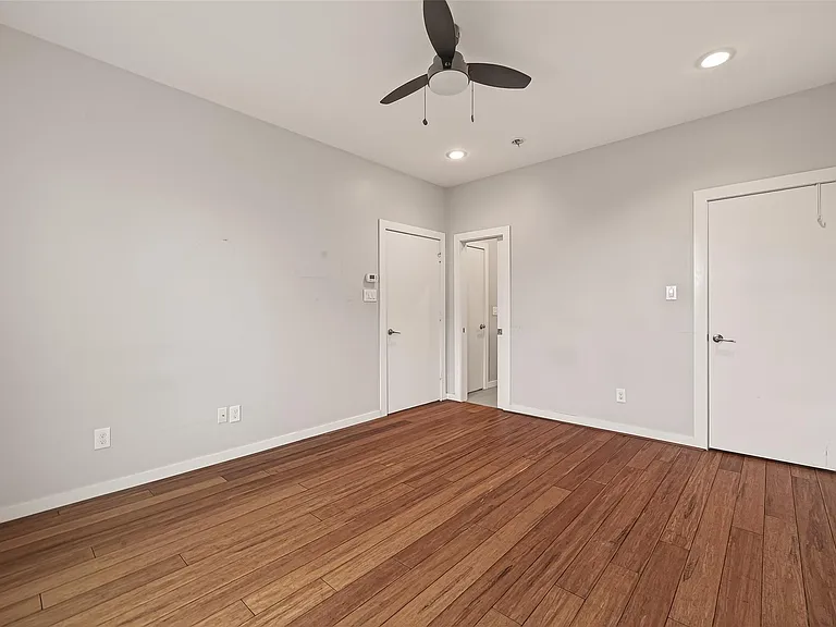 1819 South St — Photo 5