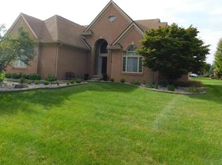 190 McDougal Ct, Canton, MI 48188