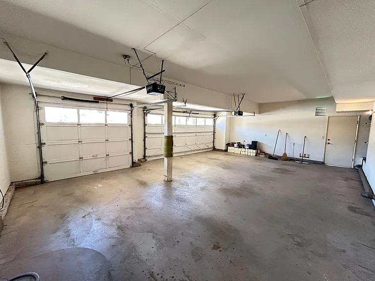 8132 E Hillsdale Dr — Photo 58