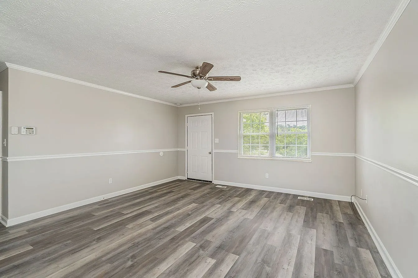 2832 Vicksburg Lane - 1 — Photo 3