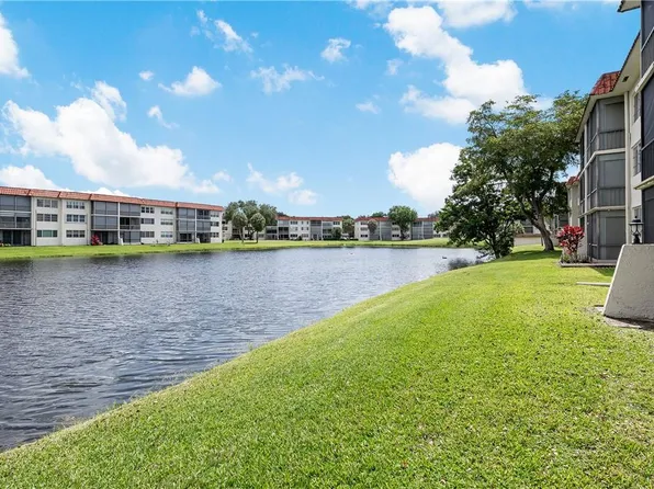8961 S Hollybrook Boulevard #109, Pembroke Pines, FL 33025