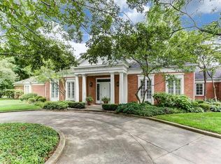 475 Stonehaven Rd, Dayton, OH 45429