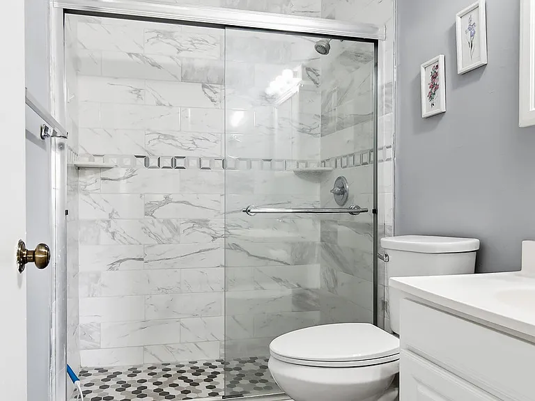 232 Lake Meryl Dr — Photo 10