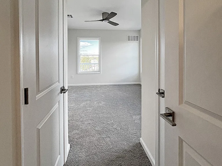 Linden Lofts — Photo 10