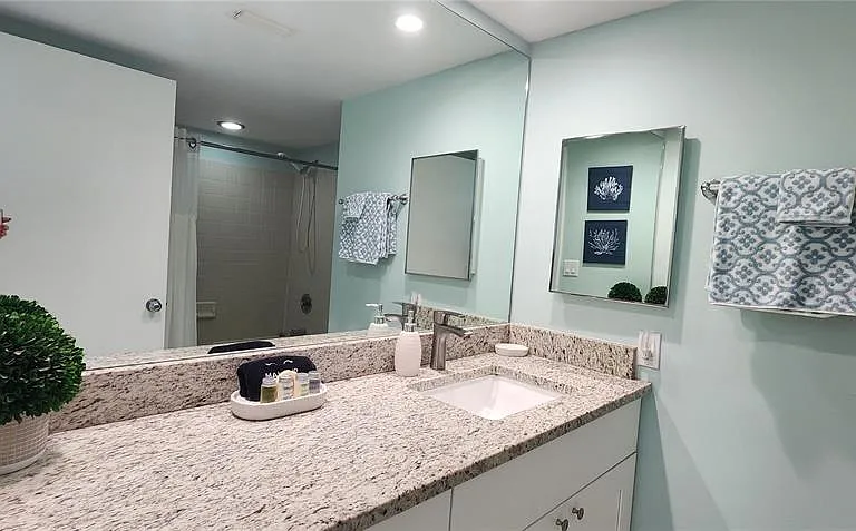 1515 Pinellas Bayway S #62 — Photo 48