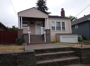 2337 N 58th St, Seattle, WA 98103