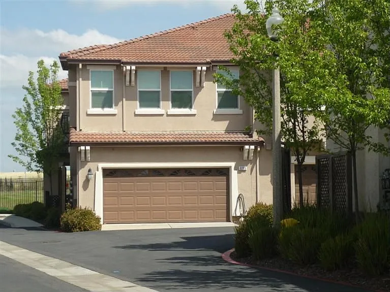 3205 Leiper Loop photo 1