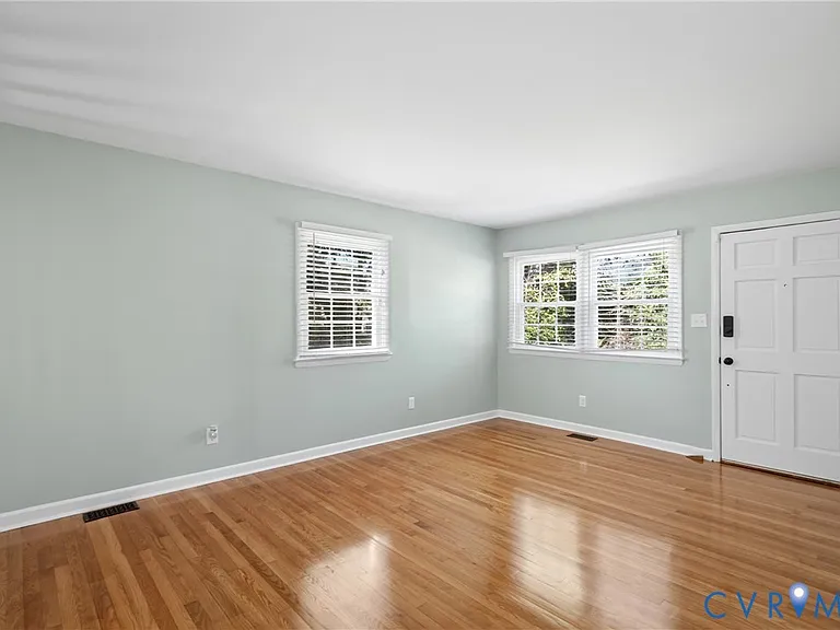 552 S 22nd Ave — Photo 13