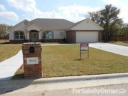 1st image of 3602 Churchhill Dr