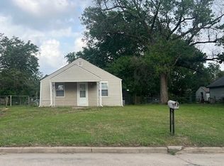 436 S McComas St, Wichita, KS 67213