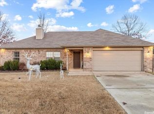 4914 Hickory Nut Ln, Bauxite, AR 72011