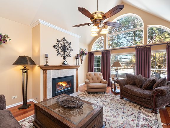5th image of 4073 Pheasant Ct