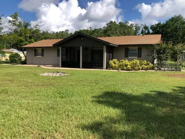 1210 Robie Ave, Mount Dora, FL 32757