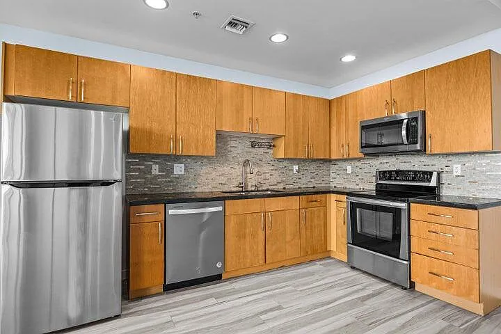 300 S Australian Ave #808 — Photo 10