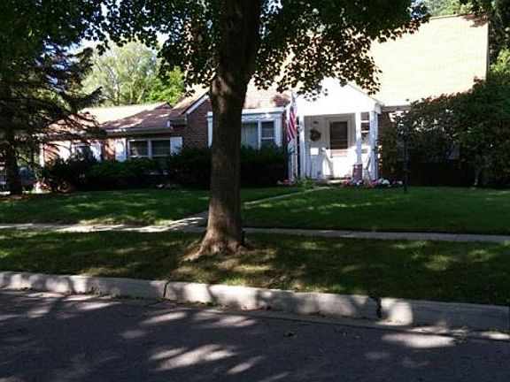 4th image of 1396 Sheridan St