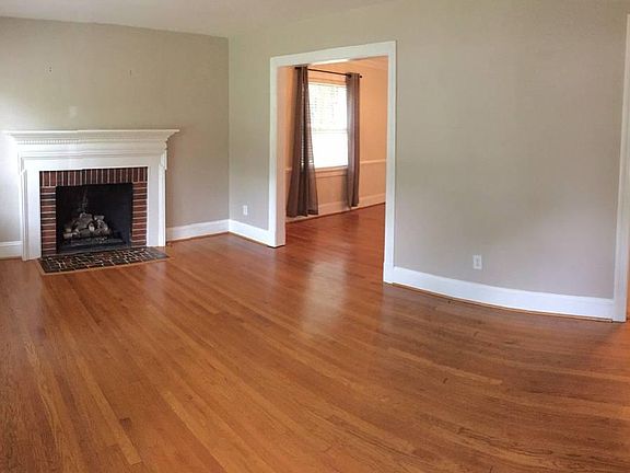 2nd image of 9005 Michaux Ln