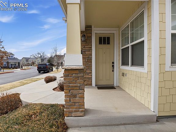 3rd image of 1544 Lewis Ridge Vw