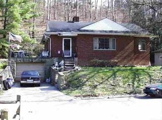 1734 Arlington Blvd, Huntington, WV 25705