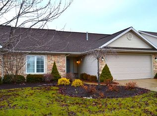 7321 Clubhouse Dr, Fort Wayne, IN 46835